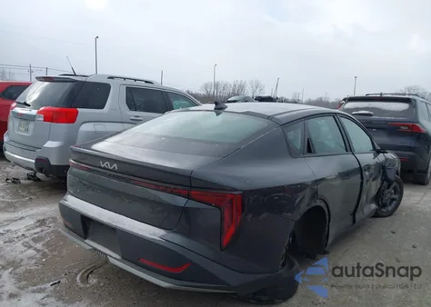 2025 Kia K4 Lxs from USA, damaged, VIN 3KPFT4DE5SE166569